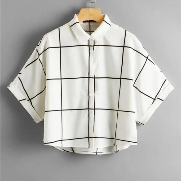Lia Cuffed Batwing Sleeve Grid Blouse - Picture 2 of 3